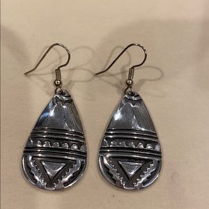 Women’s Santa Fe style earrings